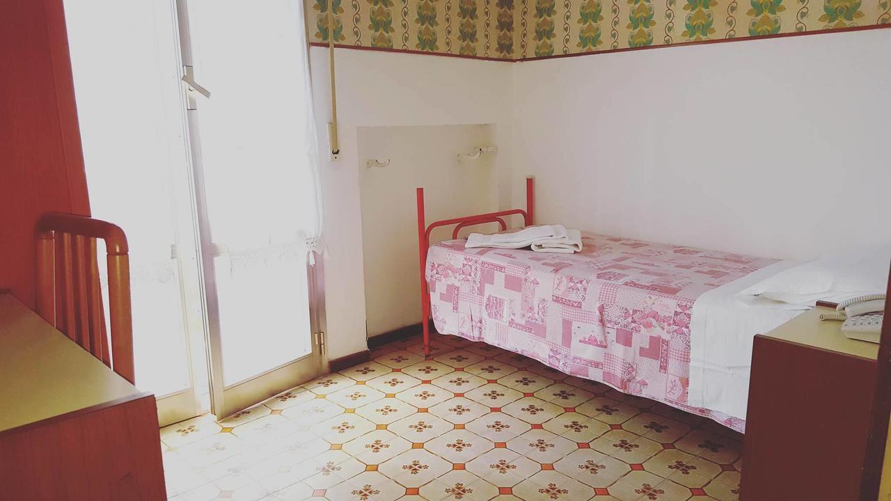 Hotel Moroni 里米尼 外观 照片